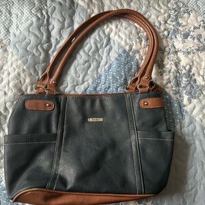 Multi-Sak Navy and Tan Shoulder Bag